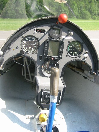 asw-15 cockpit